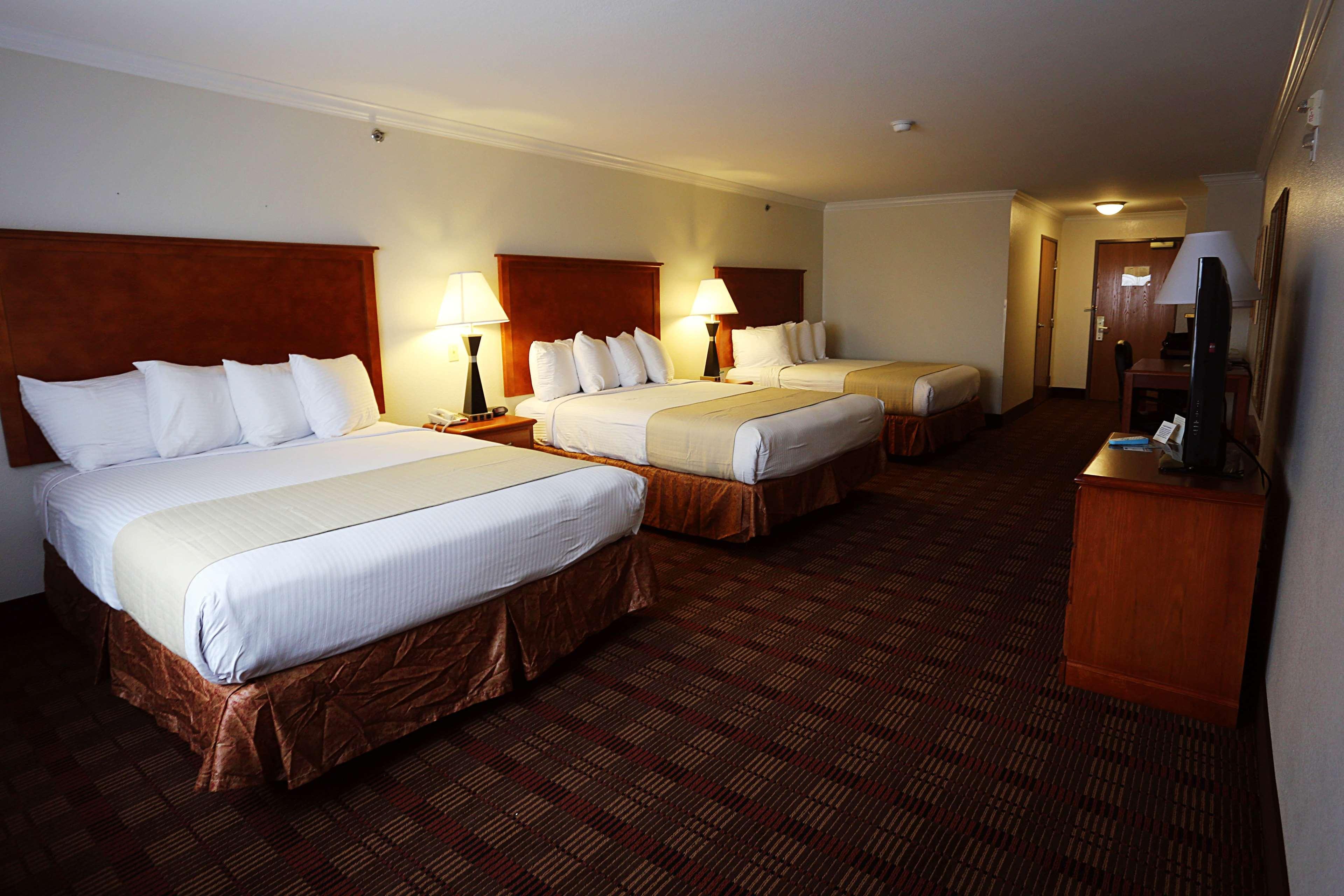 Best Western Club House Inn & Suites Mineral Wells Exterior foto