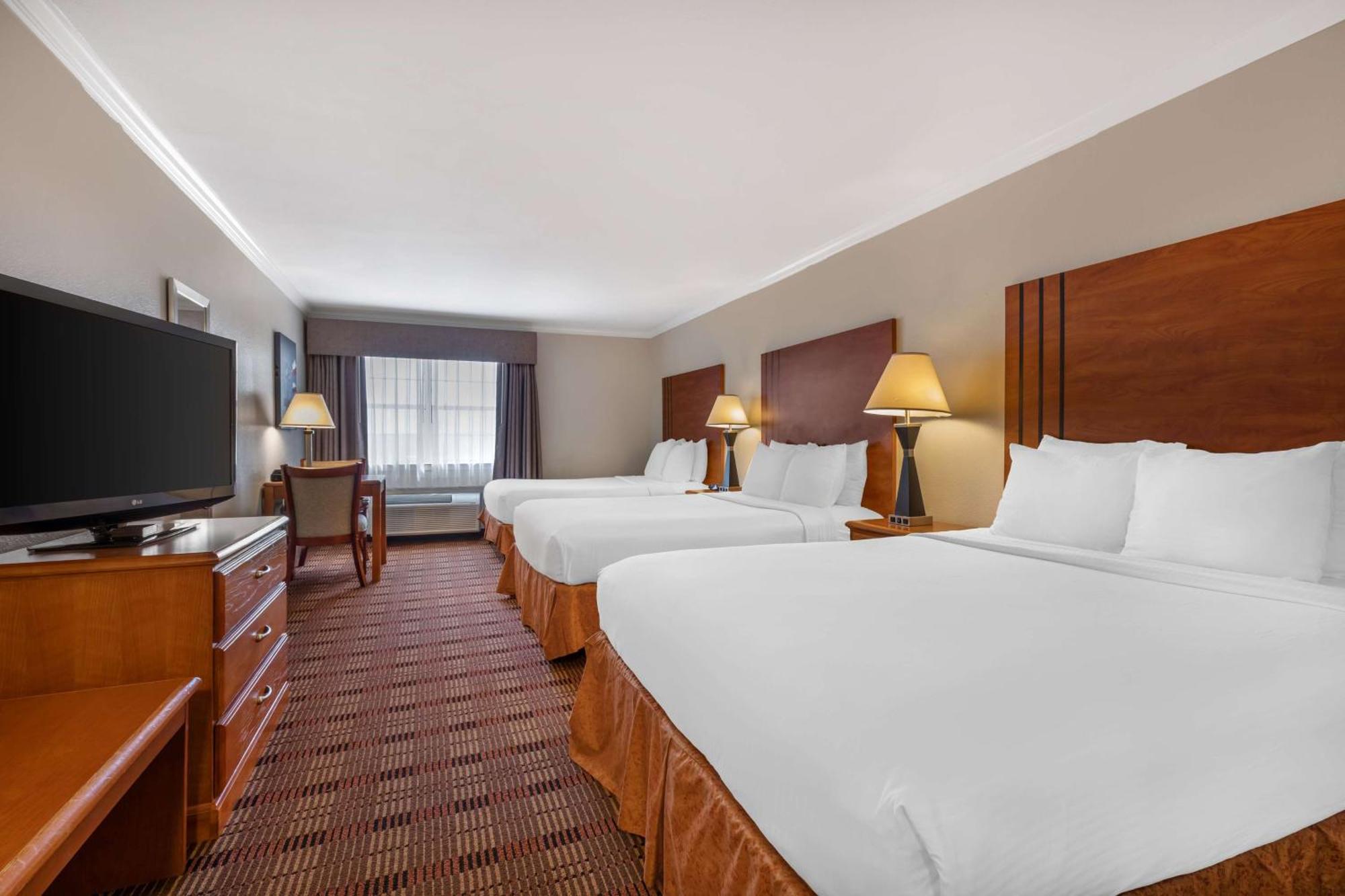 Best Western Club House Inn & Suites Mineral Wells Exterior foto